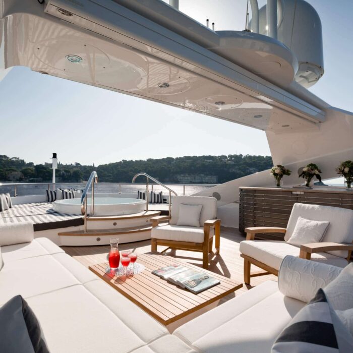 Thumper luxury superyacht charter sun deck