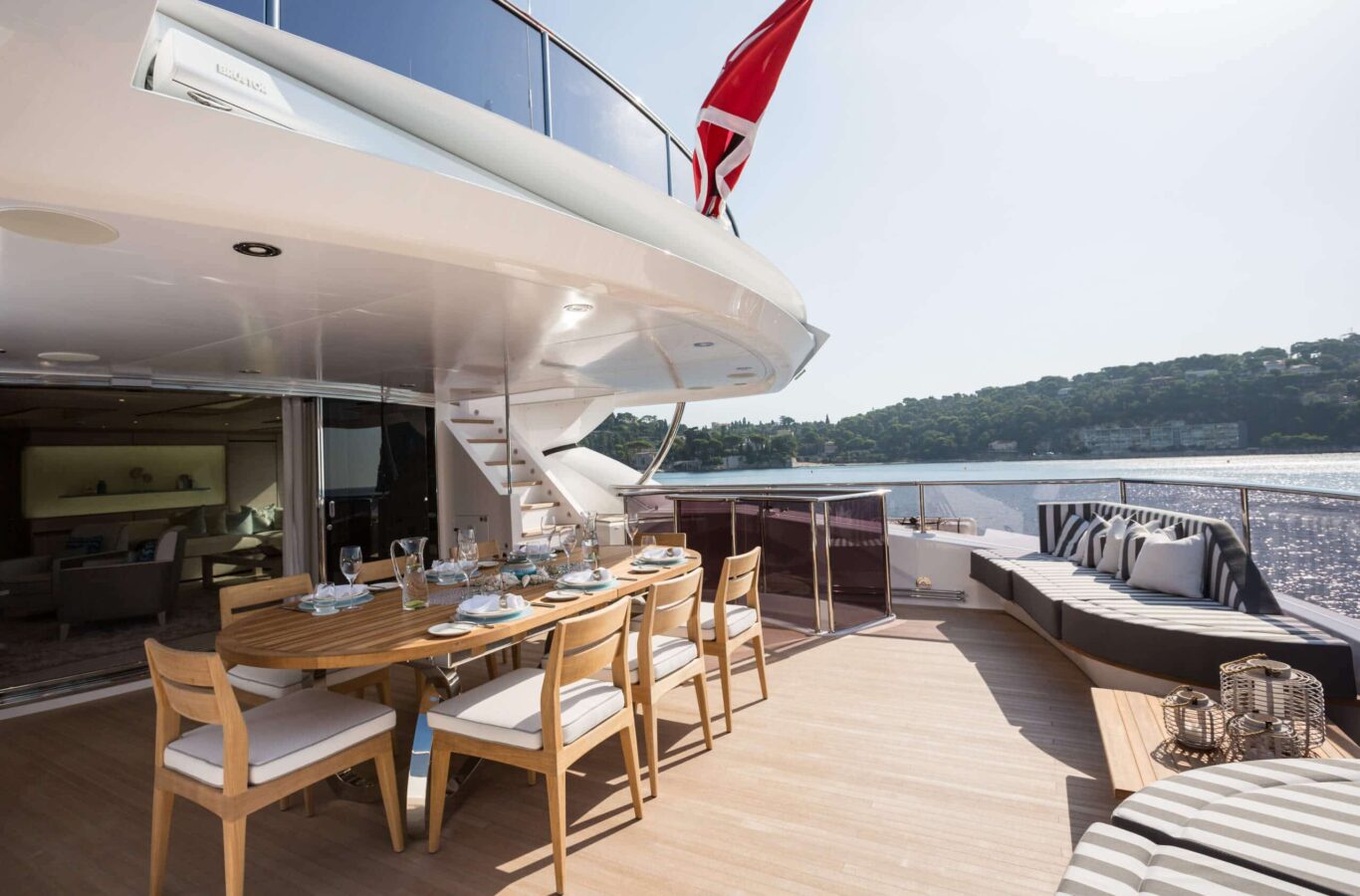 Thumper luxury superyacht charter dining area