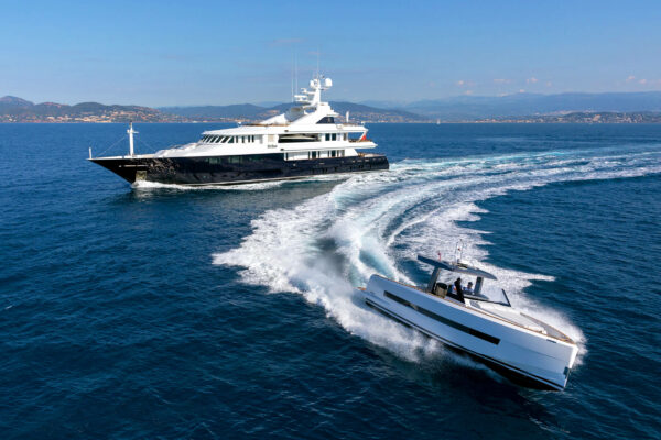 HELIOS luxury superyacht charter