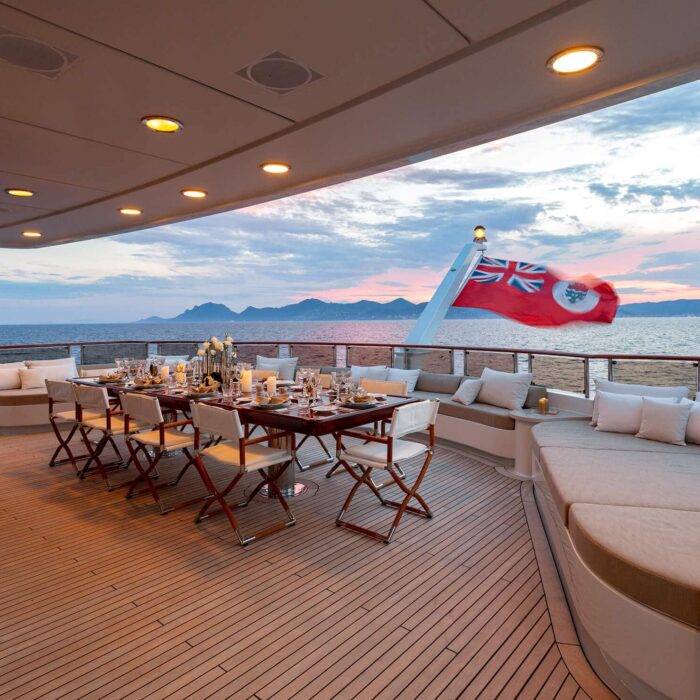 HELIOS luxury superyacht charter dinning