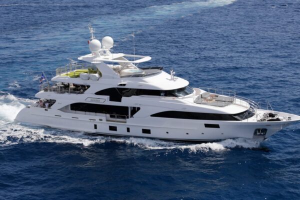 EDESIA luxury superyacht charter