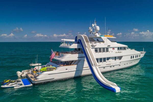 I Love This Boat luxury superyacht charter