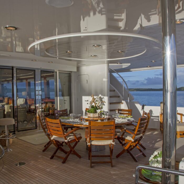 Christina O superyacht charter social area