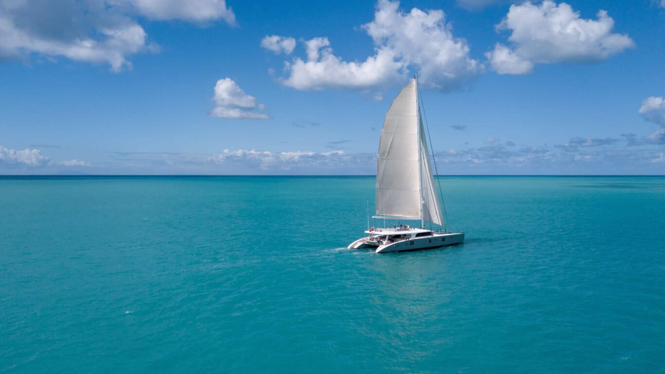 Luxury Charter Yacht CHE