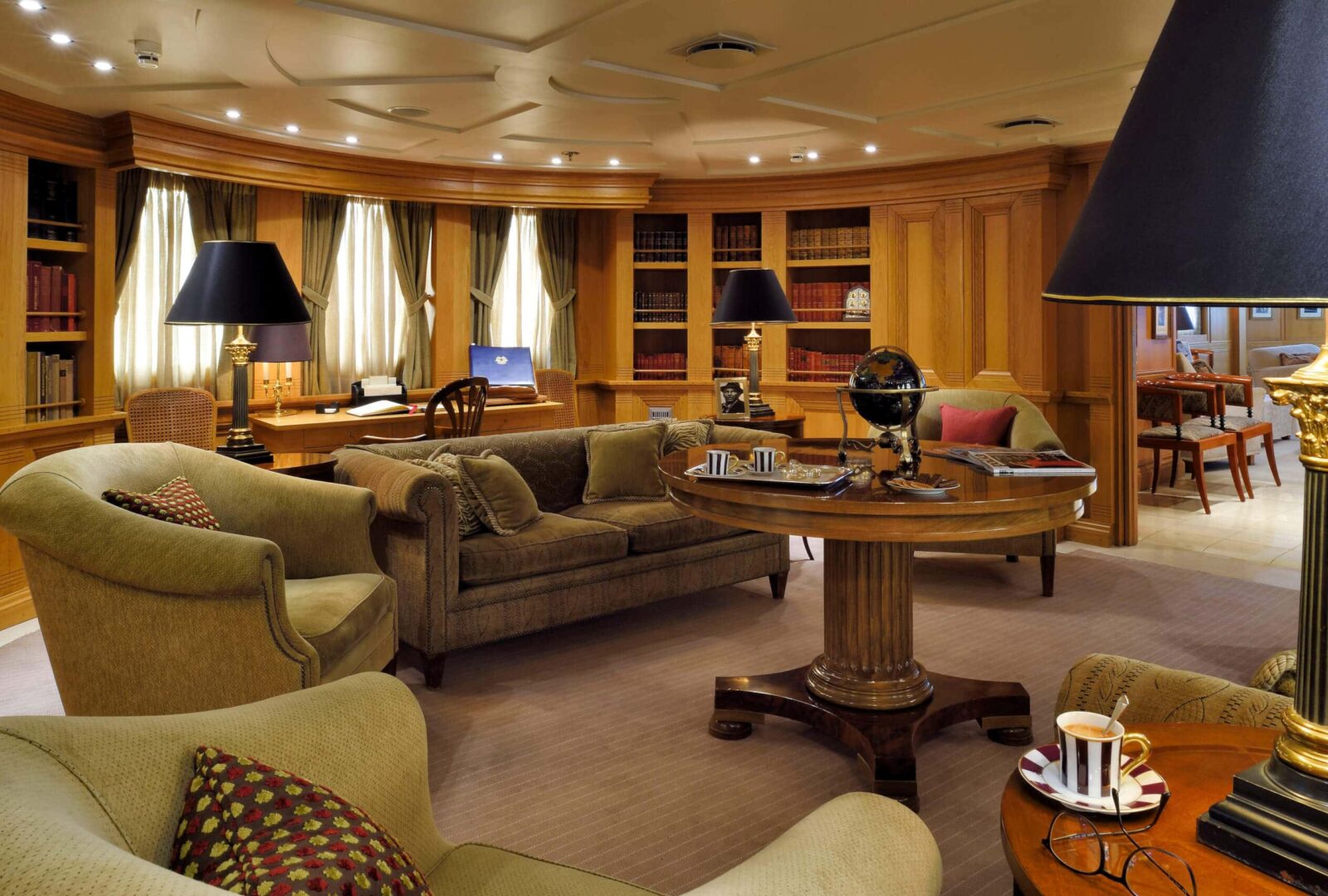 Christina O superyacht charter lounge
