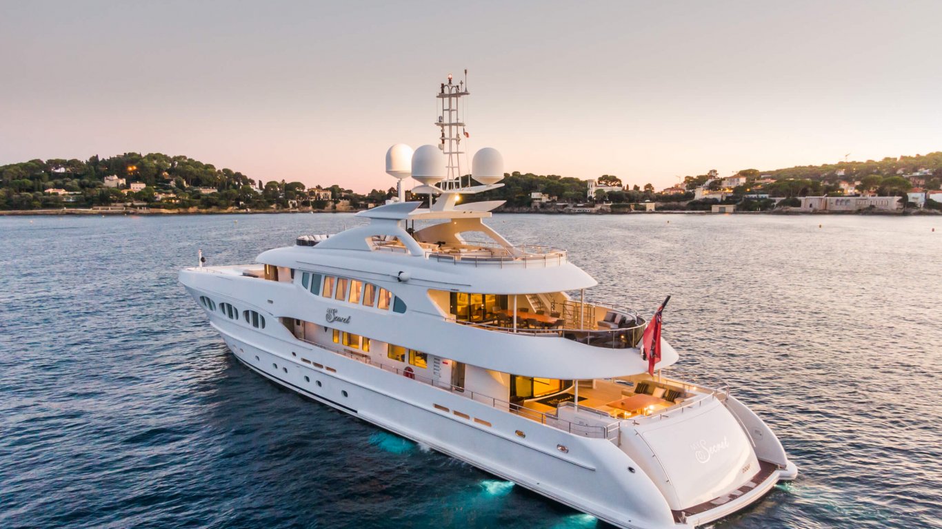 Luxury Charter Yacht MY SECRET