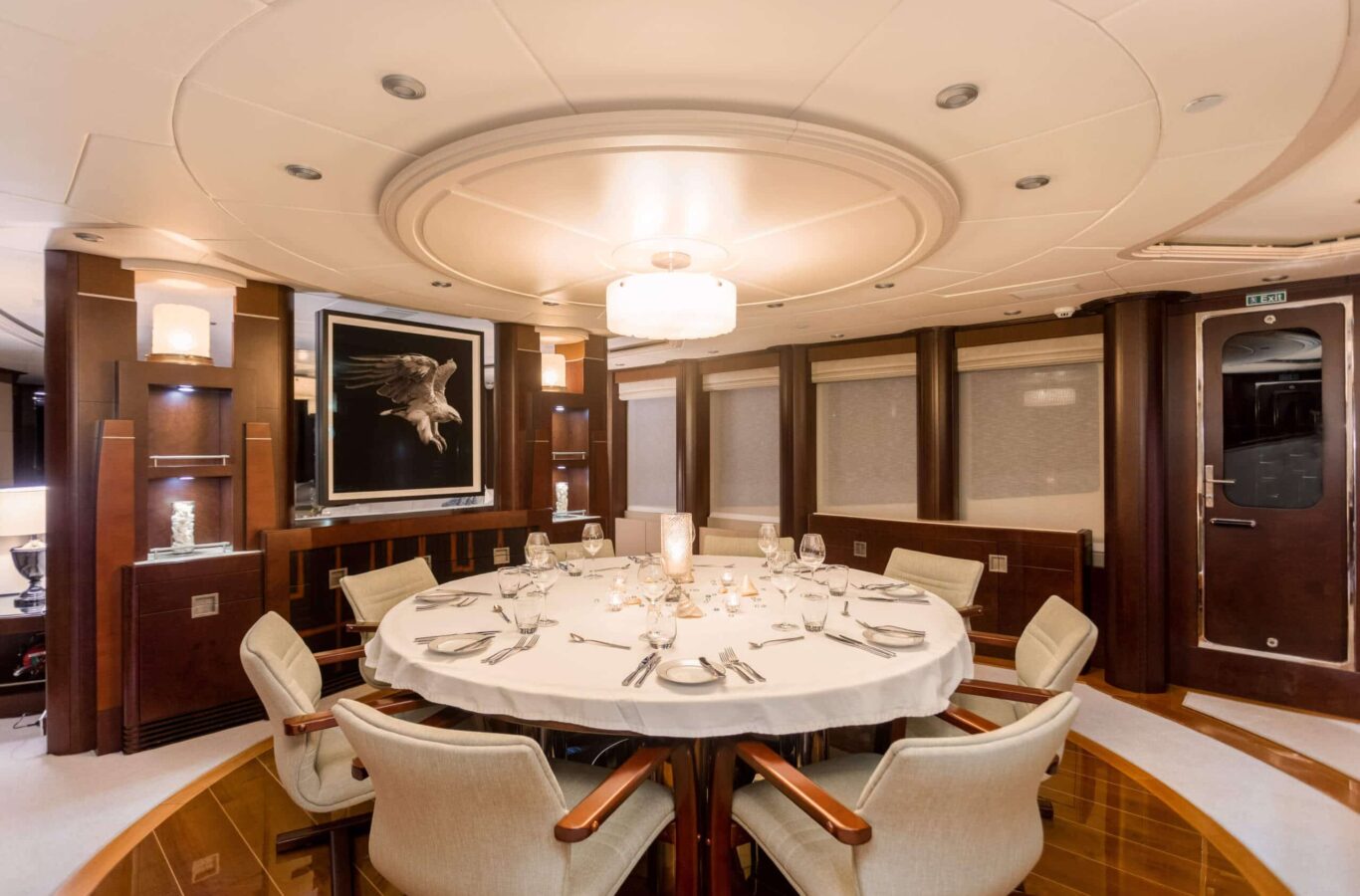 De Lisle III luxury superyacht charter main dining salon
