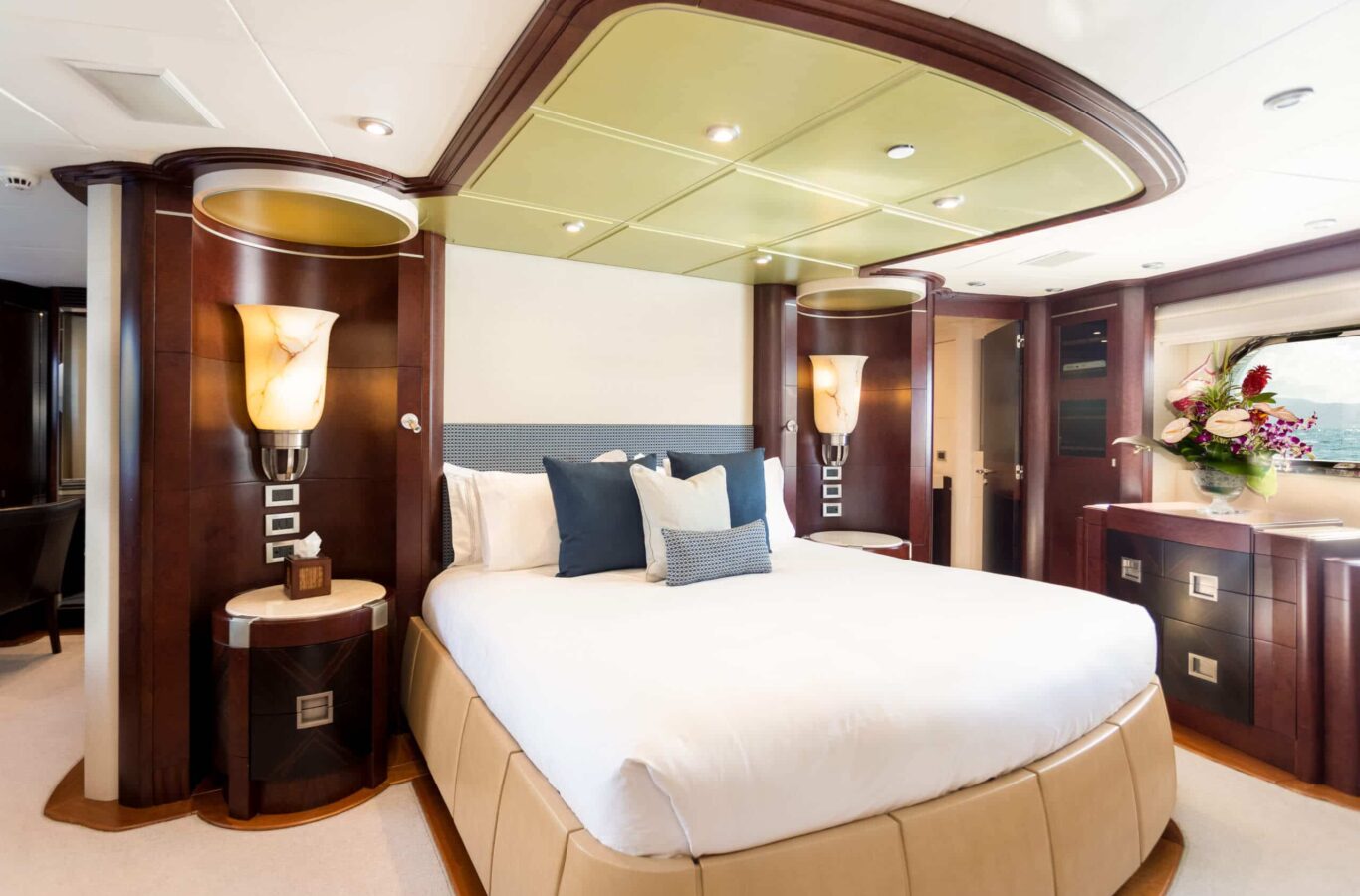 De Lisle III luxury superyacht charter master stateroom