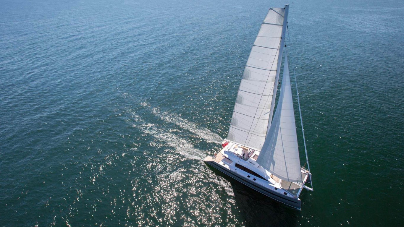Luxury Charter Yacht WINDQUEST