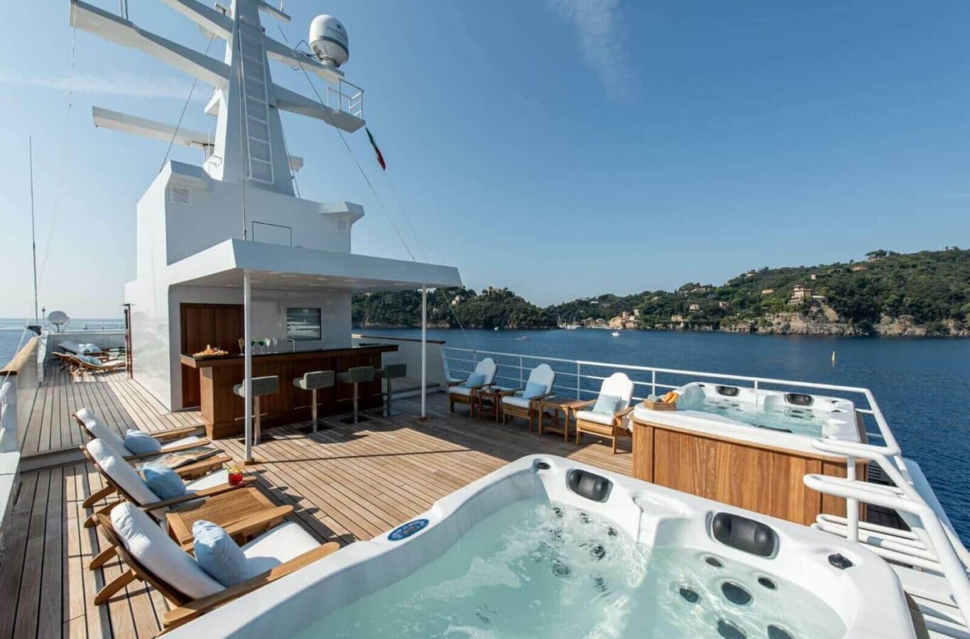 bleu de nîmes luxury superyacht charter hot tubs