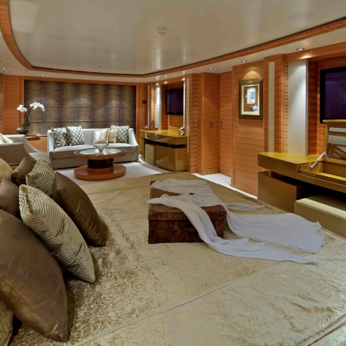 MIA RAMA luxury superyacht charter cabin