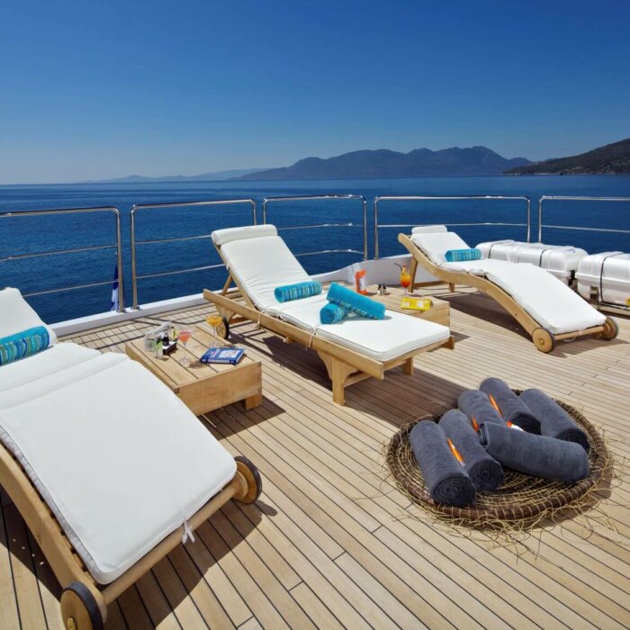 MIA RAMA luxury superyacht charter deck