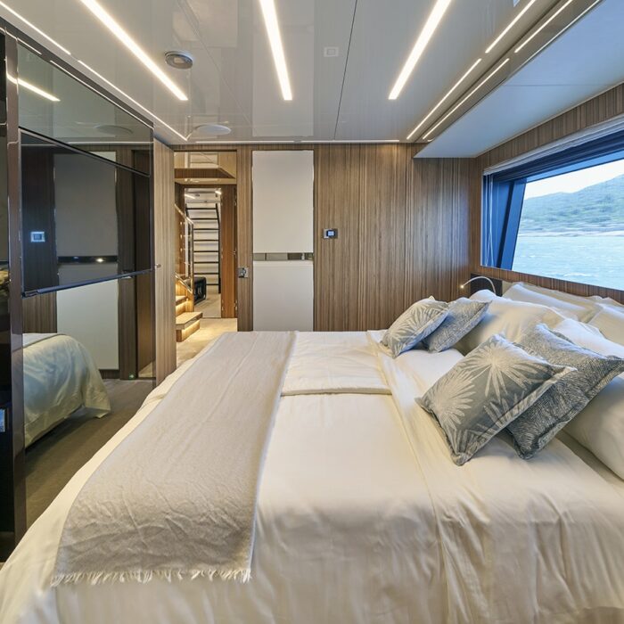 NIKITA Superyacht bedroom