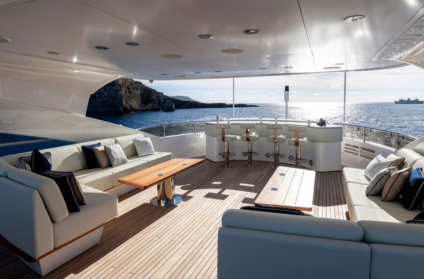superyacht ANYA Sun Deck Bar