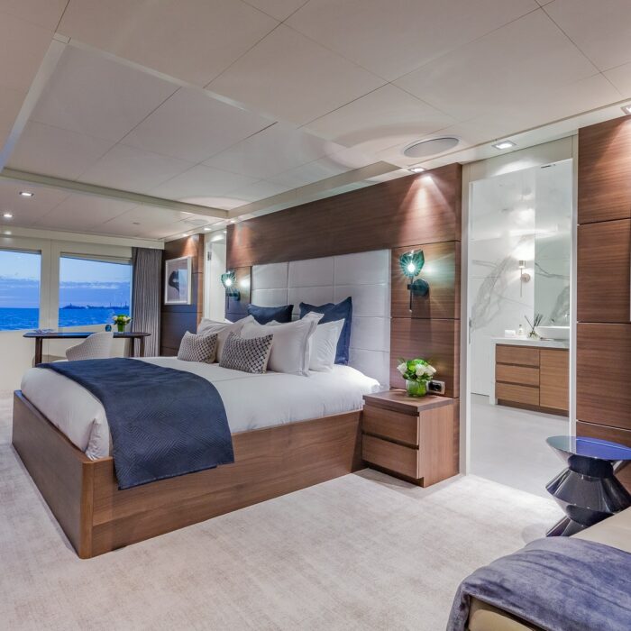 BIG SKY Superyacht beedroom