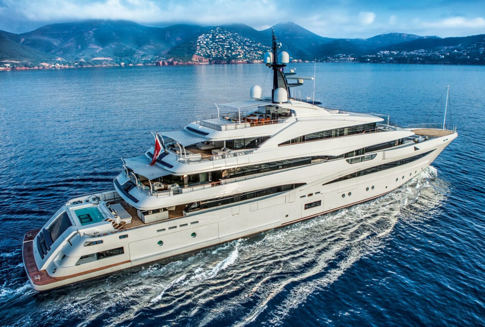 LADY JORGIA superyacht