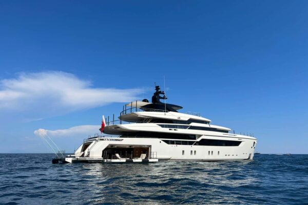 AIX super yacht profile