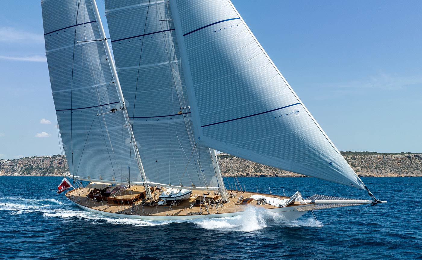 Windrose of Amsterdam - 46.3m sailing yacht